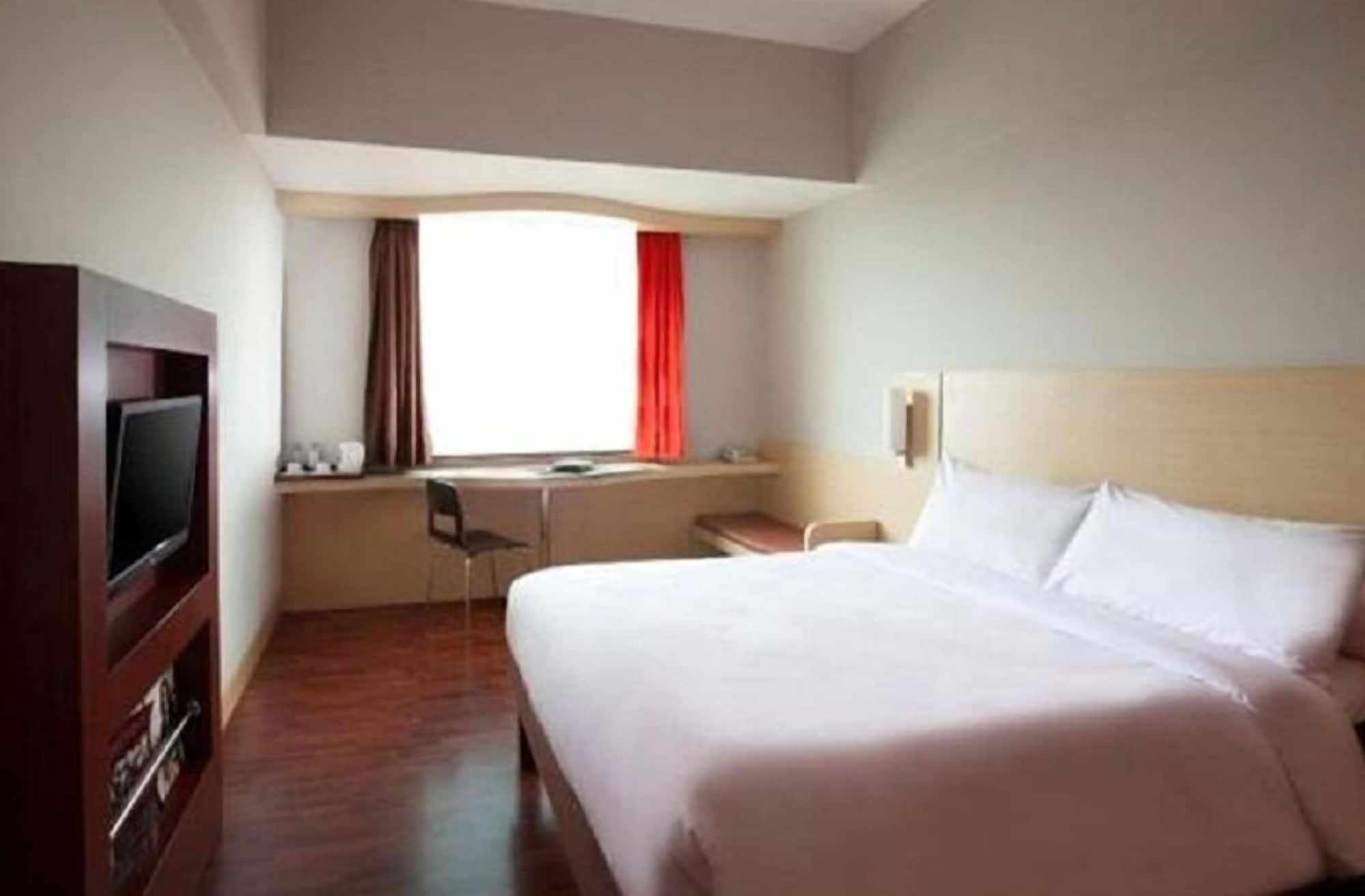 ฮอไรซัน อาร์คาเดีย มังกา ดูวา Hotel จาการ์ตา ภายนอก รูปภาพ