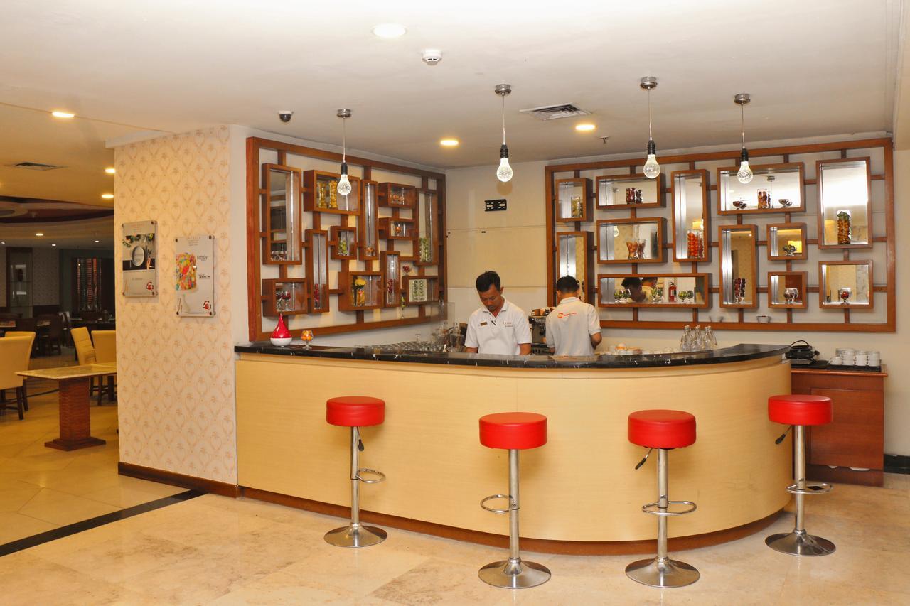 ฮอไรซัน อาร์คาเดีย มังกา ดูวา Hotel จาการ์ตา ภายนอก รูปภาพ